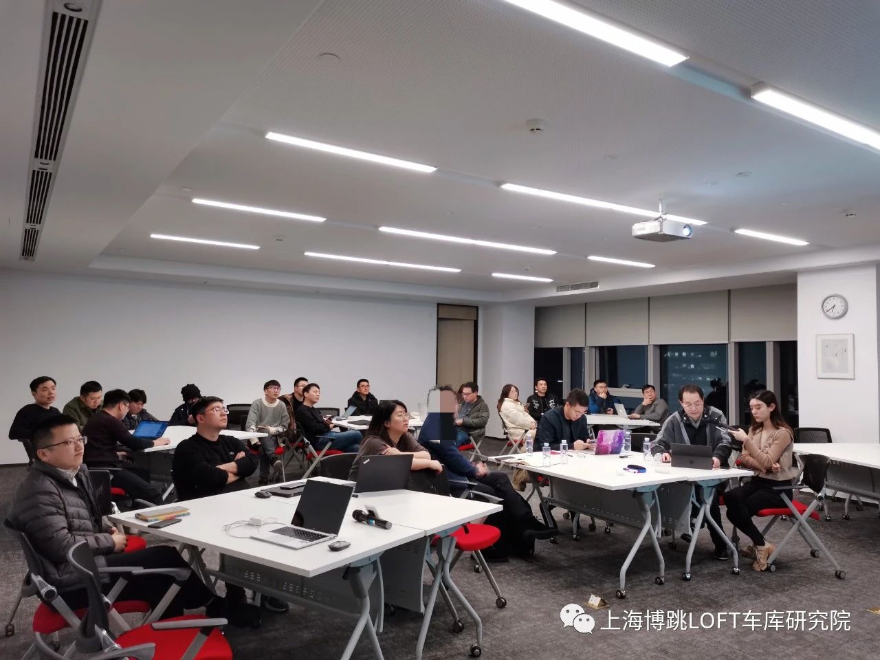 西宁杭州LOFT车库专题会